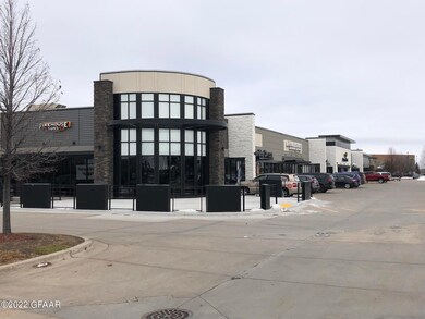 2650 32nd Ave S, Grand Forks, ND 58201 - photo 2