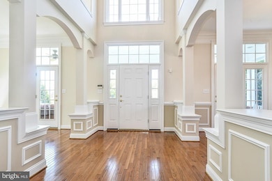 9223 Ox Rd, Lorton, VA 22079 - photo 4