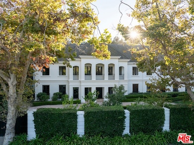 3901 Longridge Ave, Sherman Oaks, CA 91423 - photo 2