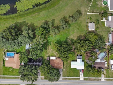 309 8th St N, Dundee, FL 33838 - photo 5