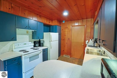 121 Haddix Blvd, Barryton, MI 49305 - photo 7