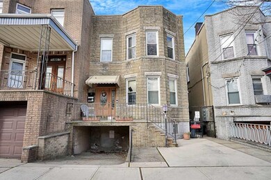 437 Gregory Ave unit 2, Weehawken, NJ 07086 - photo 4