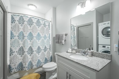 804 Riverfront Parkway Unit 204 HD-32