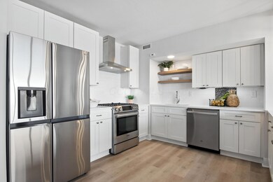 005_78516c6_M 1620 E Broad013