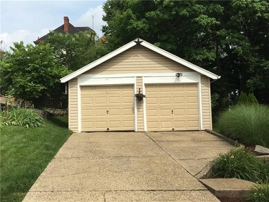 AMPLE PARKING / STORAGE SPACE IN
