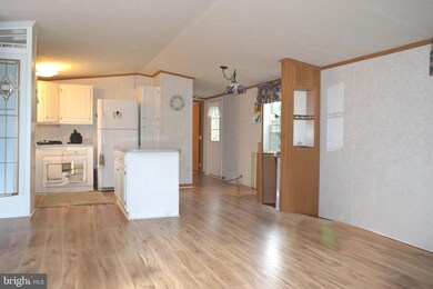 13 Rosewood Ln, Phoenixville, PA 19460 - photo 7