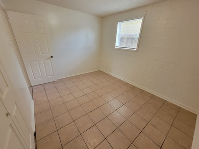7124 Avenue I unit 2, Houston, TX 77011 - photo 5