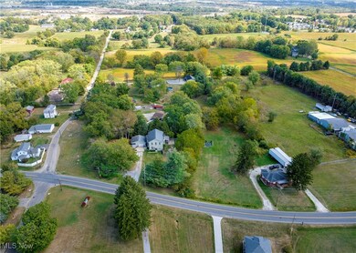 2714 Pigeon Run Rd SW, Massillon, OH 44647 - photo 7