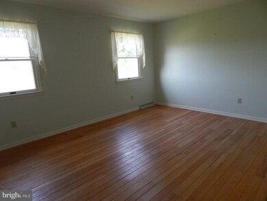 362 Estate Rd, Boyertown, PA 19512 - photo 5