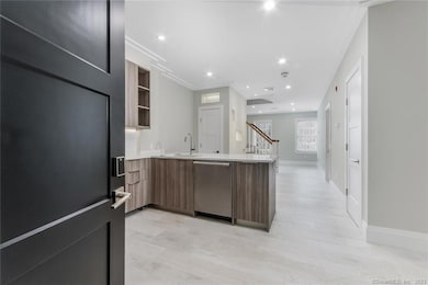 1990 Bronson Rd unit 8, Fairfield, CT 06824 - photo 2