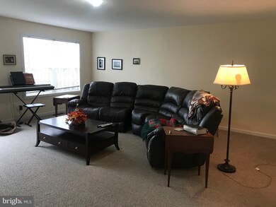 32 Sanford Dr, Bunker Hill, WV 25413 - photo 5