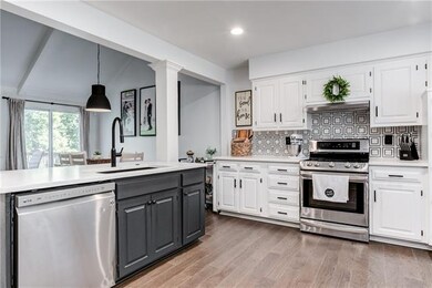 11904 W 49th St, Shawnee, KS 66216 - photo 6