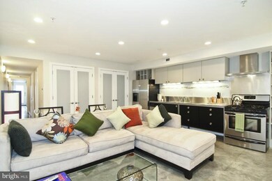 1432 Monroe St NW unit 1 TERRACE, Washington, DC 20010 - photo 5