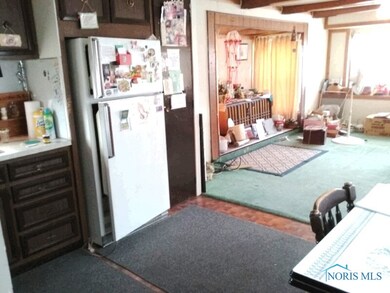 Kitchen & Living Room