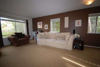 05- Living Room and Front