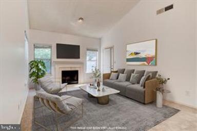 4404 Helmsford Ln unit 201, Fairfax, VA 22033 - photo 3