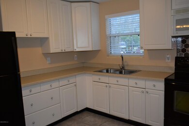 2237 Bills Dr, Jacksonville, FL 32210 - photo 7