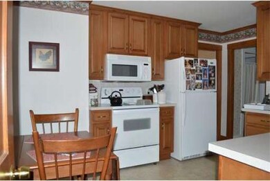 20 Elmwood Dr, Northborough, MA 01532 - photo 5