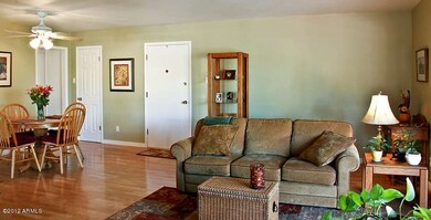 Great Layout for Entertaining!