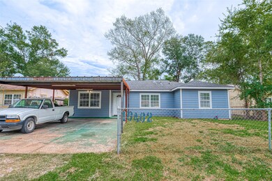 10402 Onslow St, Houston, TX 77016 - photo 4