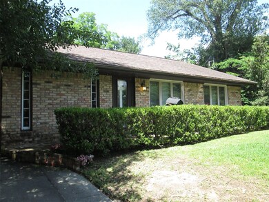 962 Althea Dr, Houston, TX 77018 - photo 2
