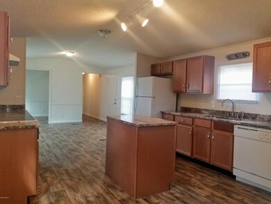 110 Piney View St, Piney Green, NC 28544 - photo 4