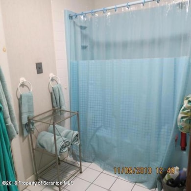 919 Ridge Ave, Scranton, PA 18510 - photo 4