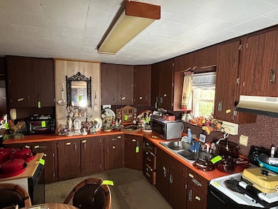 205 Amend Rd, Uniontown, PA 15401 - photo 7