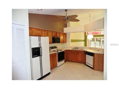 575 Park Shore Dr, Naples, FL 34103 - photo 3