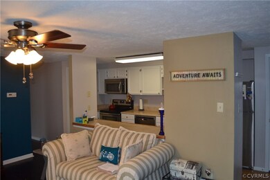 Family room to Kitchen View
