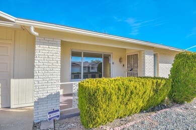 9818 W Evergreen Dr, Sun City, AZ 85373 - photo 2