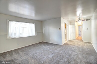 9 E 15th St unit 21, Frederick, MD 21701 - photo 2