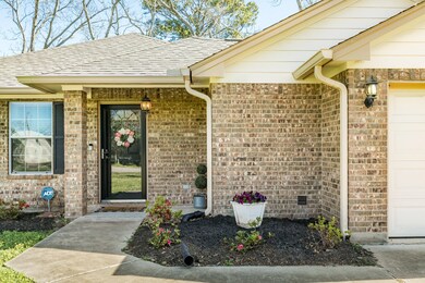 110 Yerby St, Brazoria, TX 77422 - photo 3