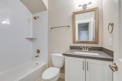 876 Wakefield Dr unit A, Houston, TX 77018 - photo 6