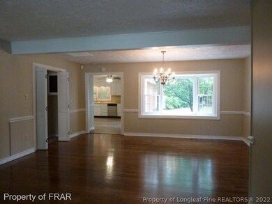 800 Montclair Rd, Fayetteville, NC 28314 - photo 5
