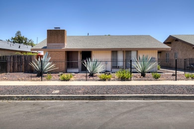 3232 N Anna St, Fresno, CA 93726 - photo 3