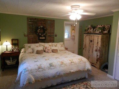 180 Laurel Crest Rd, Boone, NC 28607 - photo 7