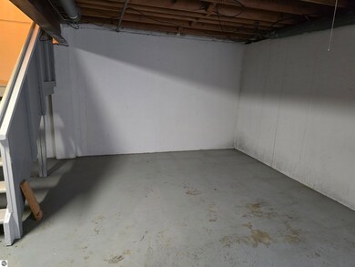 8016 S Alaska St unit B, Oscoda, MI 48750 - photo 3