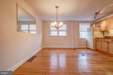 802 Crescent Dr, Glenolden, PA 19036 - photo 7