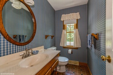 1130 Larkspur Ln, Batavia, IL 60510 - photo 5