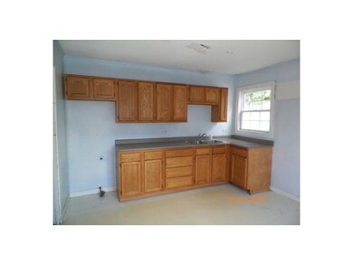 607 E Dunn Ave, Muncie, IN 47303 - photo 4