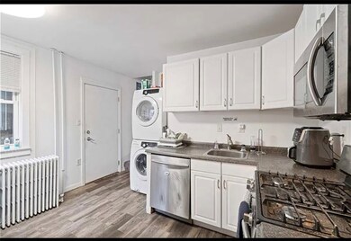 1815 Fox Way, Pittsburgh, PA 15203 - photo 2