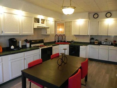 Kitchen. FIRST FLOOR KITCHEN
