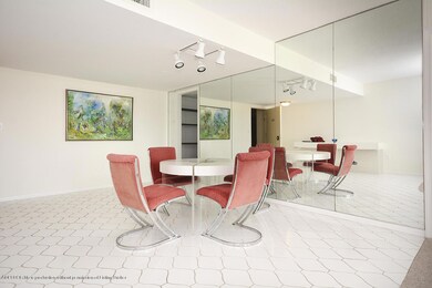04 Dining Area