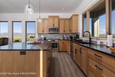 07 Kitchen 2