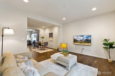 966 6th Walk NE, Issaquah, WA 98027 - photo 3