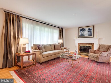 7817 Lewinsville Rd, McLean, VA 22102 - photo 2