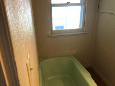 105 Carter St, La Porte, IN 46350 - photo 6