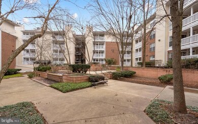 1524 Lincoln Way unit 405, McLean, VA 22102 - photo 3