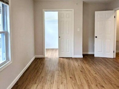 8 Lawton Place unit 7, Waltham, MA 02453 - photo 5